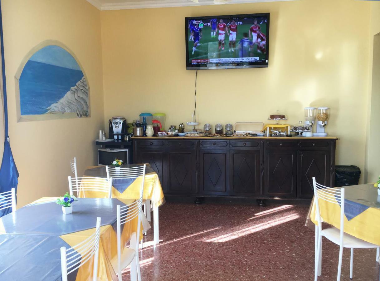 La Degli Dei Couette-café